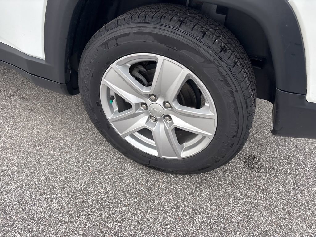 Used 2022 Jeep Compass Latitude w/ Convenience Group image 13