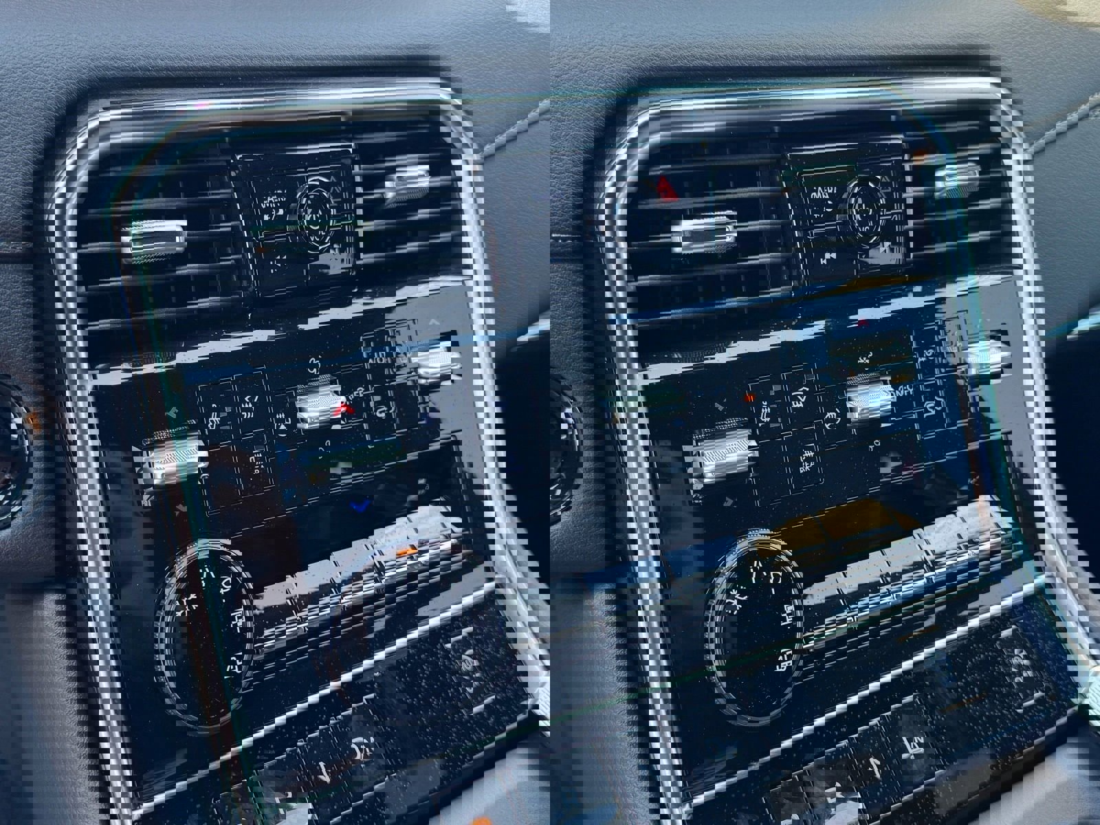 New 2025 Nissan Armada SL w/ Captain's Chari Seat Package image 12