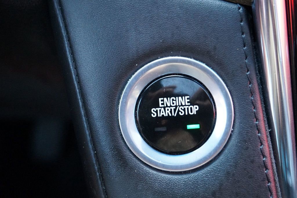 Used 2016 Cadillac Escalade Platinum image 31