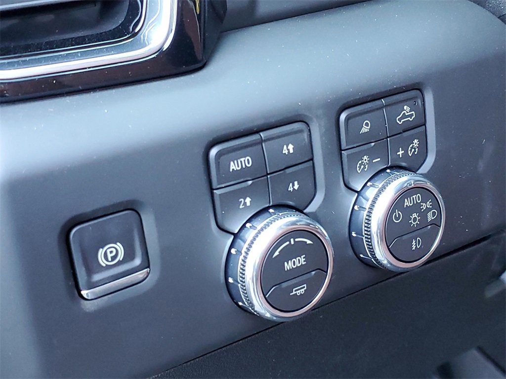 New 2026 GMC Sierra 2500 Denali Ultimate image 9