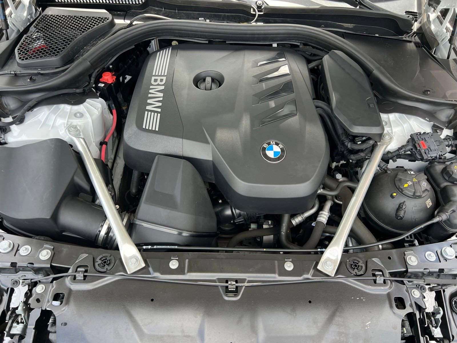 Used 2024 BMW 530i image 41