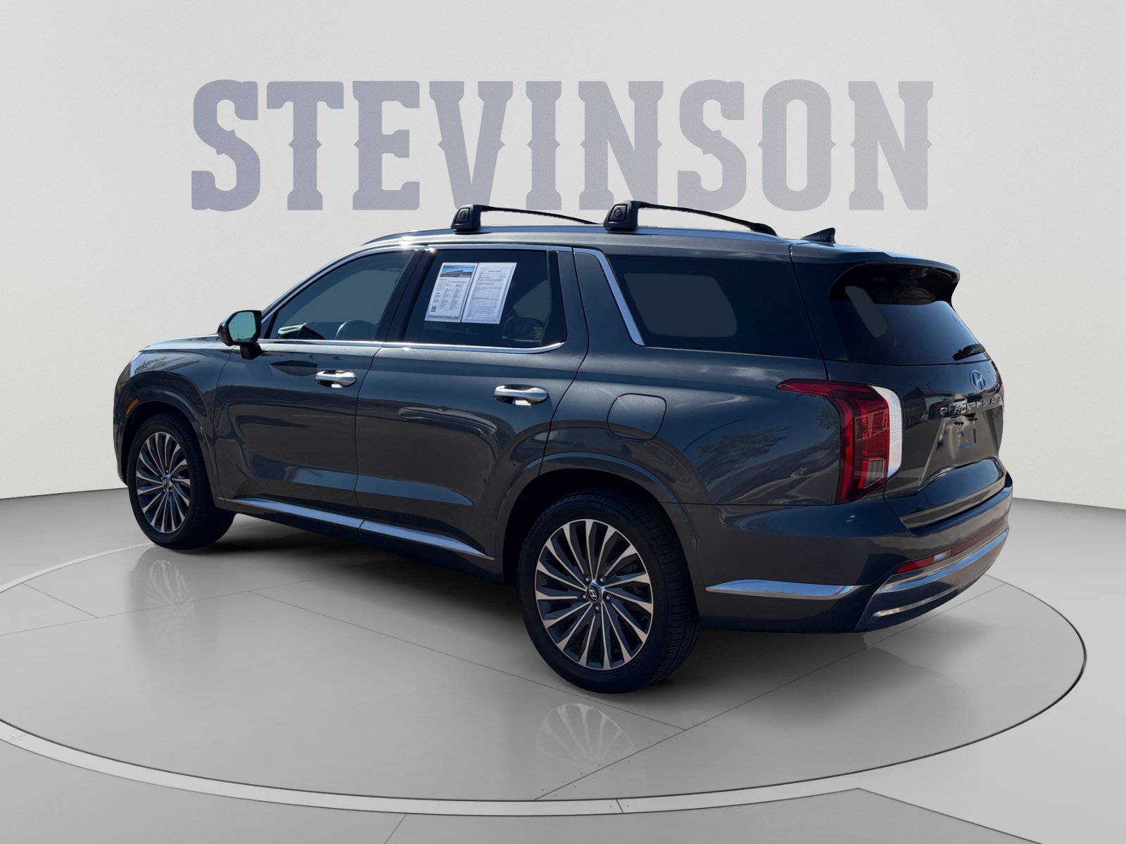 Used 2024 Hyundai Palisade Calligraphy AWD/4WD image 3