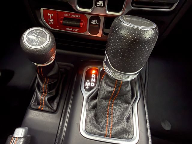 Used 2021 Jeep Gladiator Mojave AWD/4WD image 22