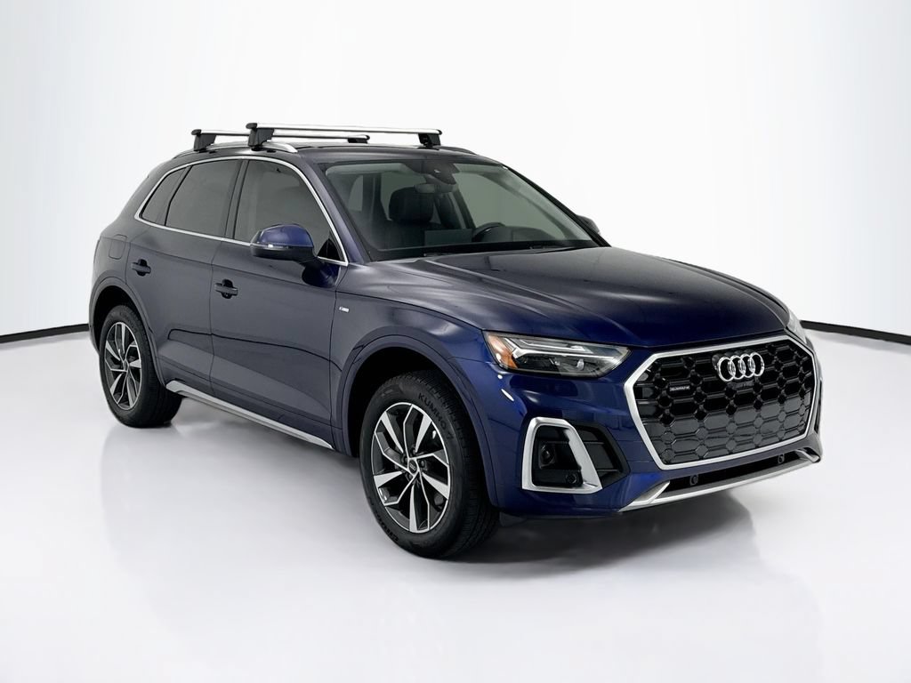 Certified 2025 Audi Q5 2.0T Premium Plus w/ Premium Plus Package AWD/4WD image 3