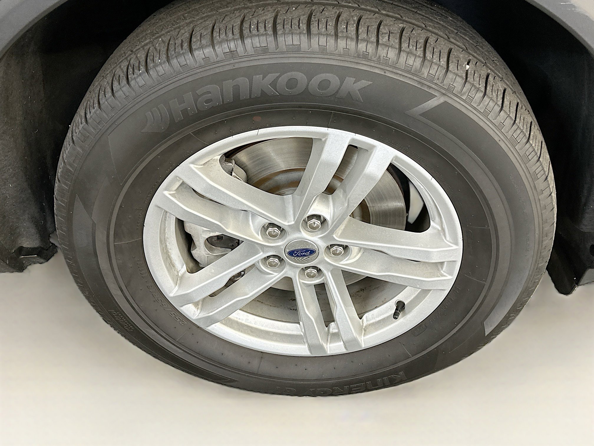 Used 2022 Ford Explorer XLT w/ Equipment Group 202A image 11