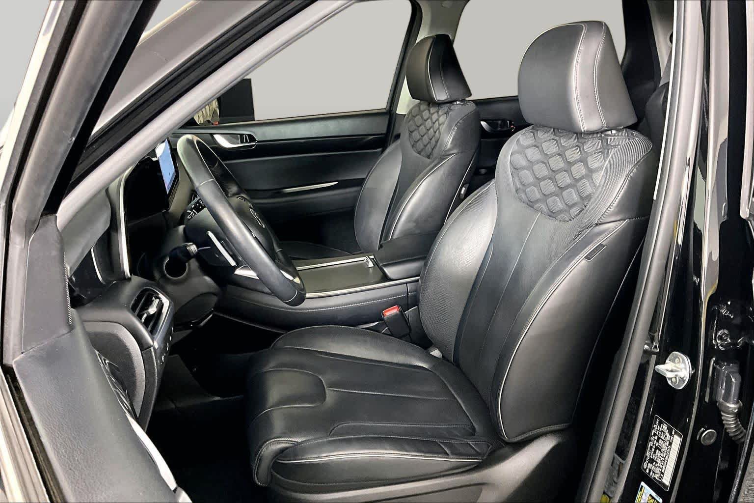 Used 2021 Hyundai Palisade Limited FWD image 8