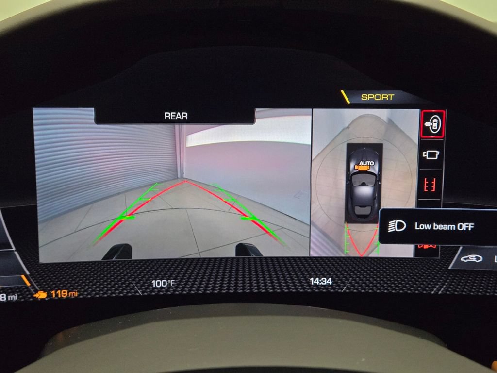 Used 2023 Ferrari Roma RWD image 39