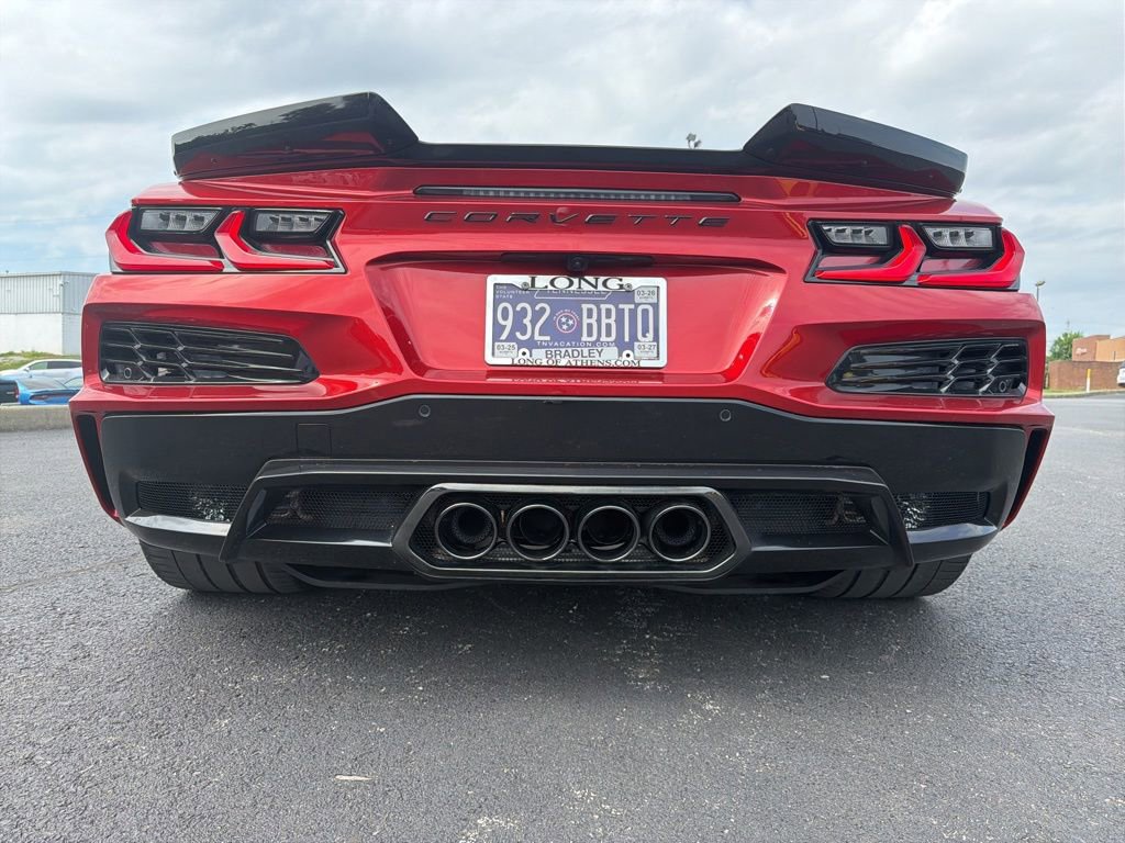 Used 2026 Chevrolet Corvette Z06 RWD image 14