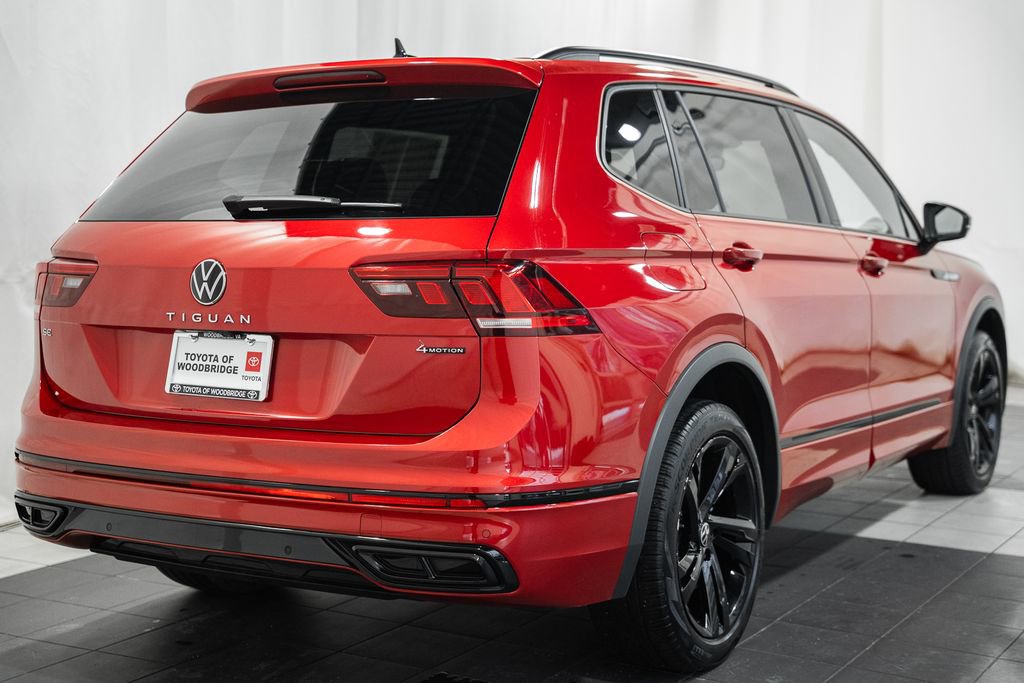Used 2024 Volkswagen Tiguan SE R-Line image 4