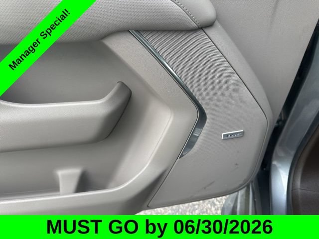 Used 2022 GMC Yukon SLT AWD/4WD image 14