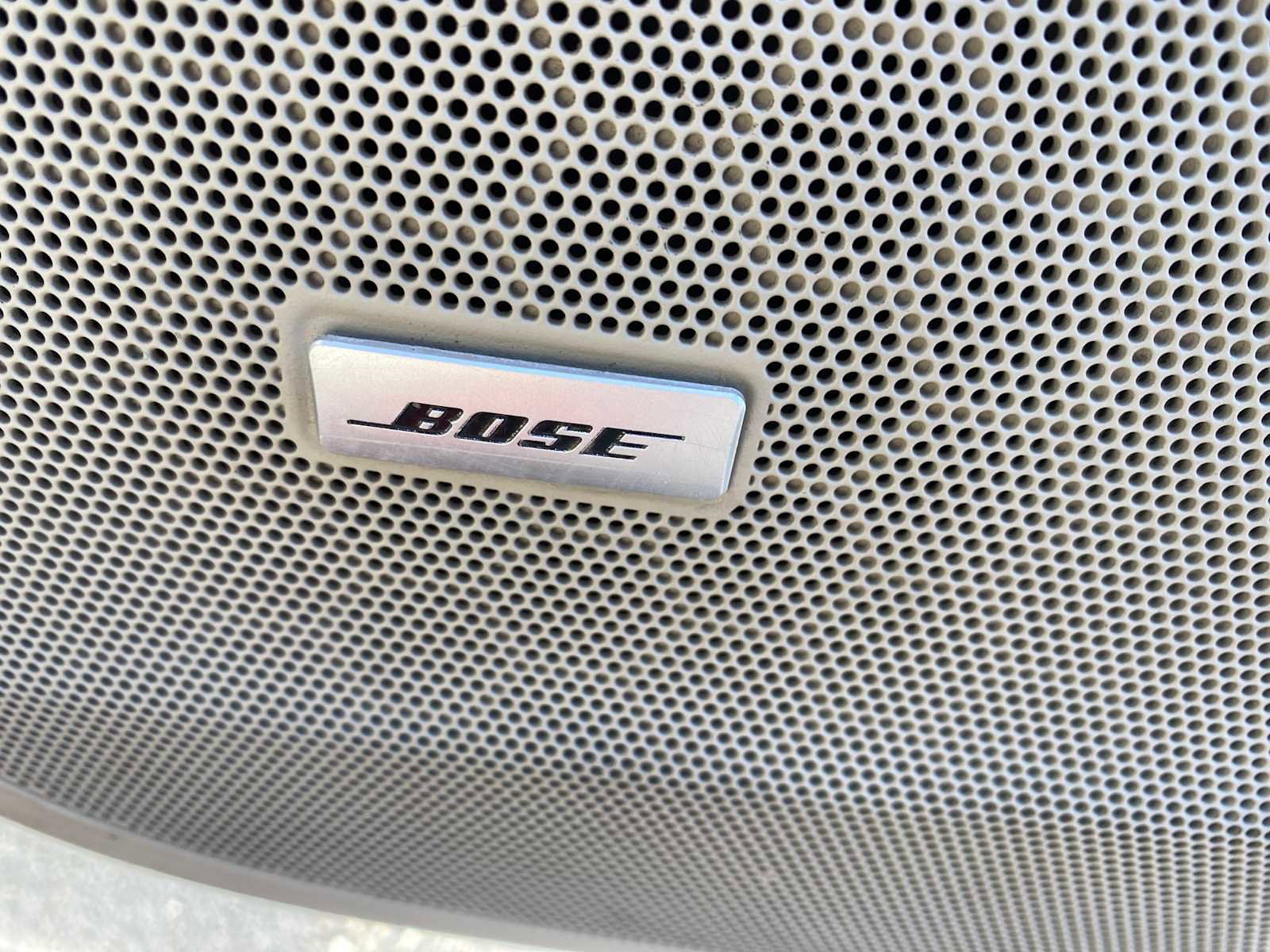 Used 2013 Cadillac XTS Luxury w/ Driver Awareness Package image 28