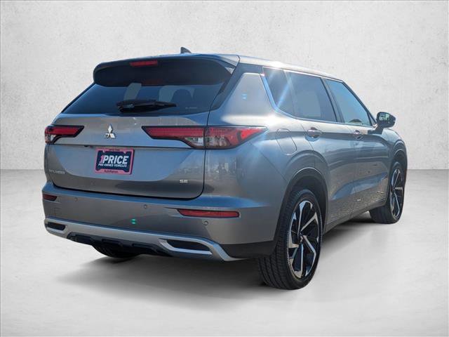 Used 2023 Mitsubishi Outlander SE image 6