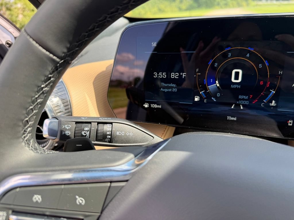 New 2027 Chevrolet Equinox ACTIV w/ Convenience Package III FWD image 36