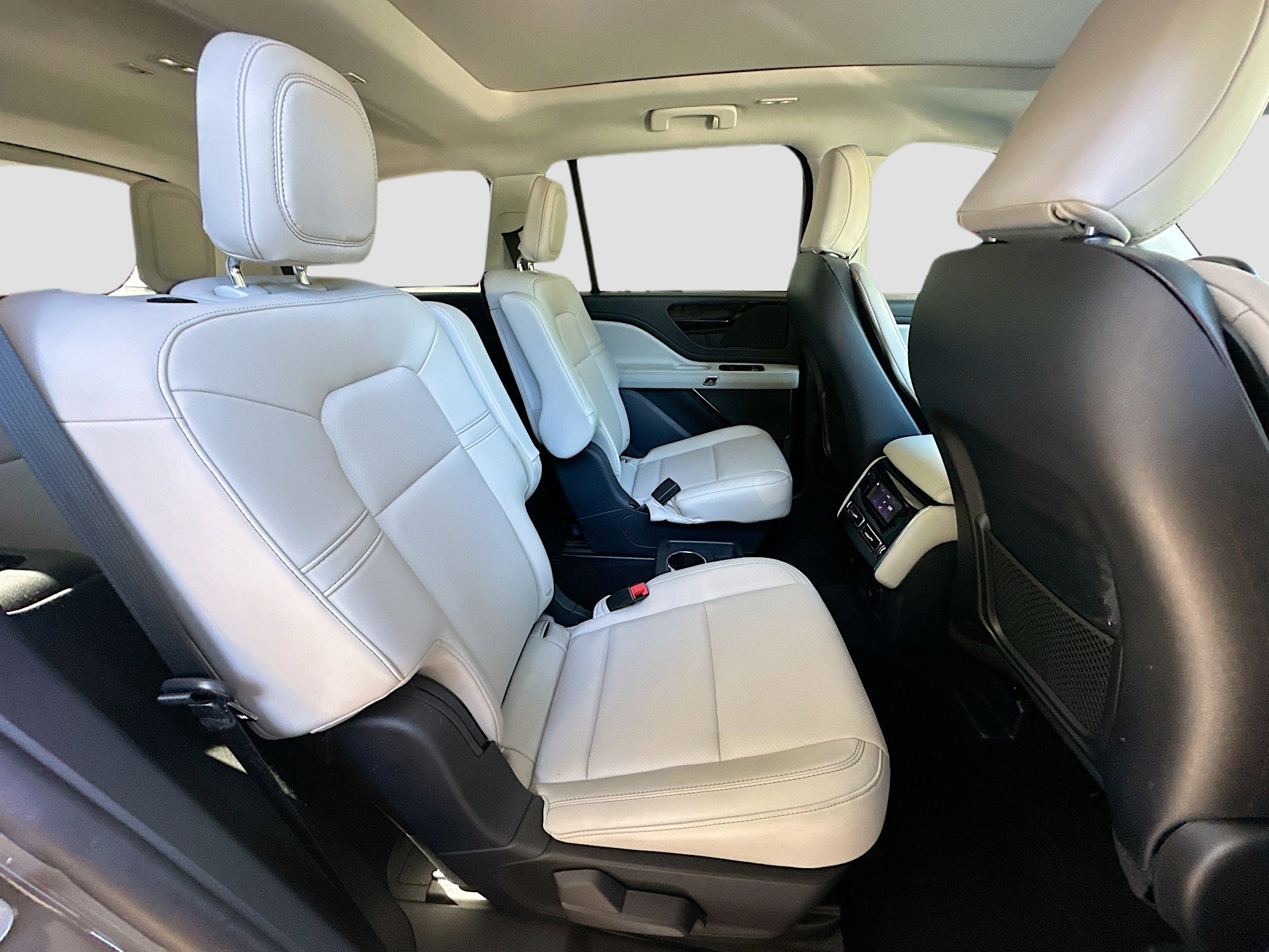 Used 2025 Lincoln Aviator 2WD image 29