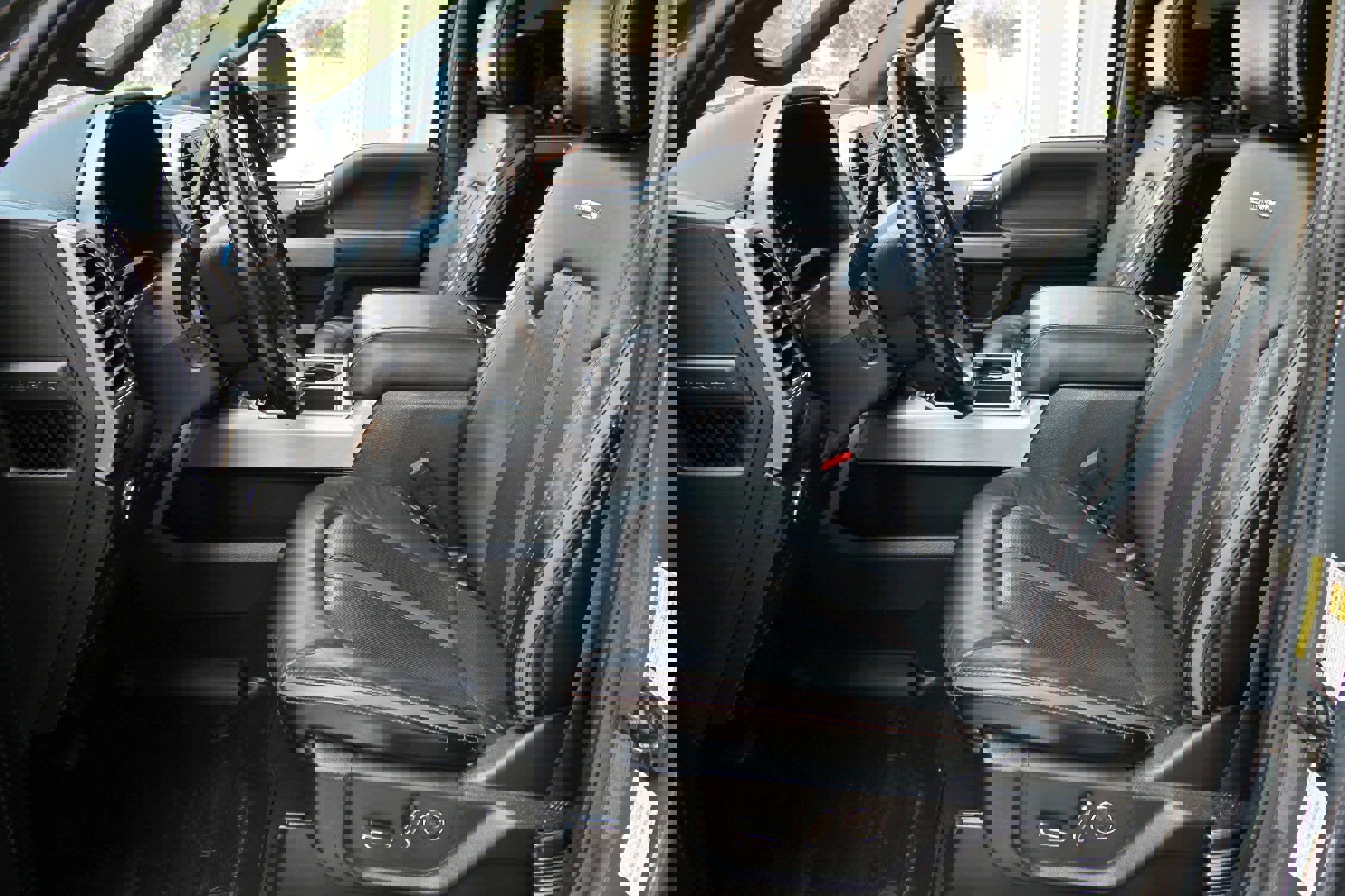 Used 2021 Ford F250 Platinum image 24