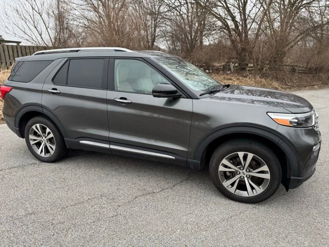 Used 2020 Ford Explorer Platinum w/ Premium Technology Package image 4