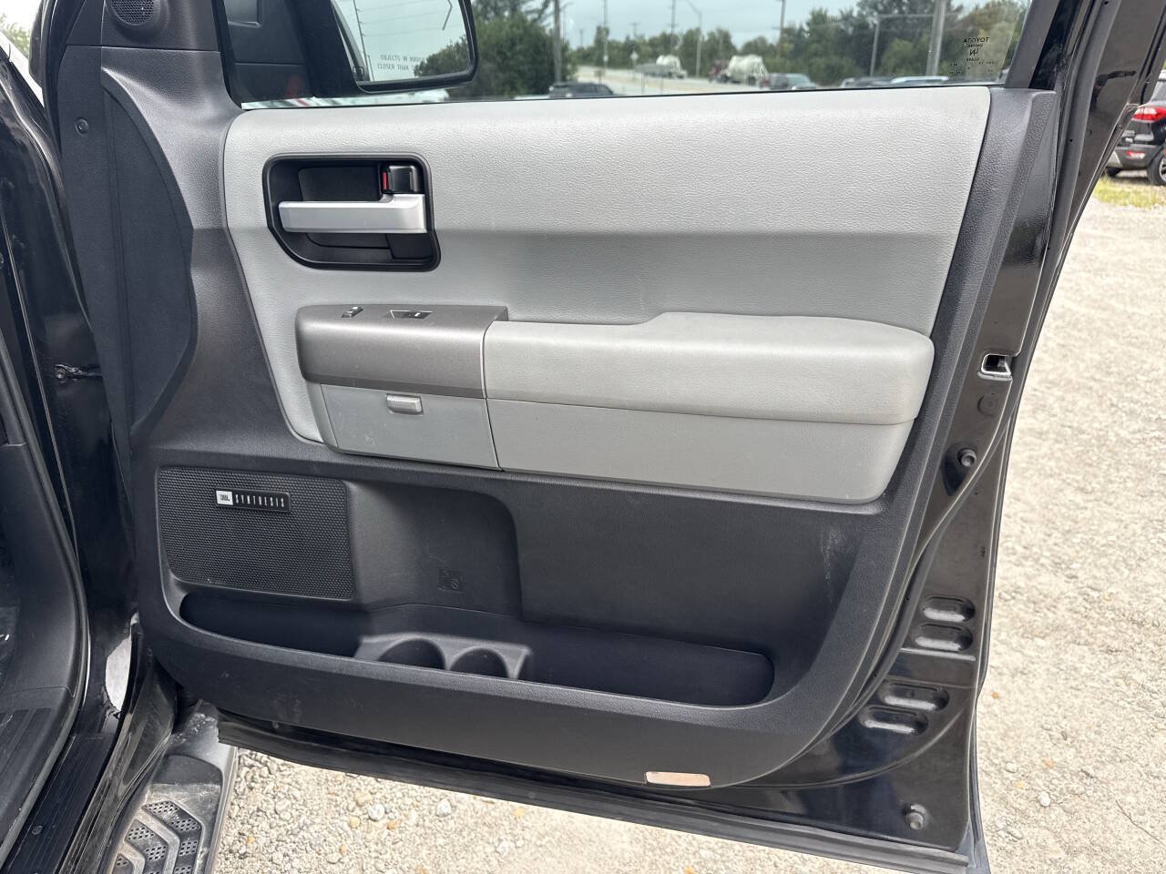 Used 2017 Toyota Sequoia Limited w/ Safety & Convenience Package AWD/4WD image 12