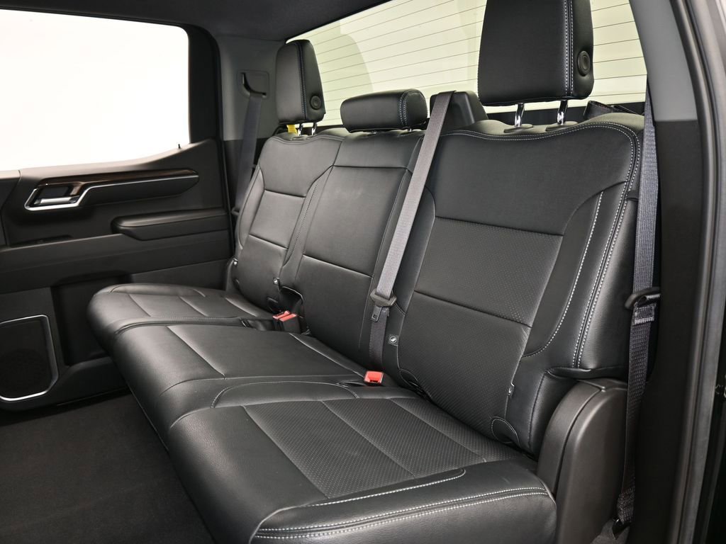 Used 2023 Chevrolet Silverado 1500 RST w/ Z71 Off-Road Package image 31