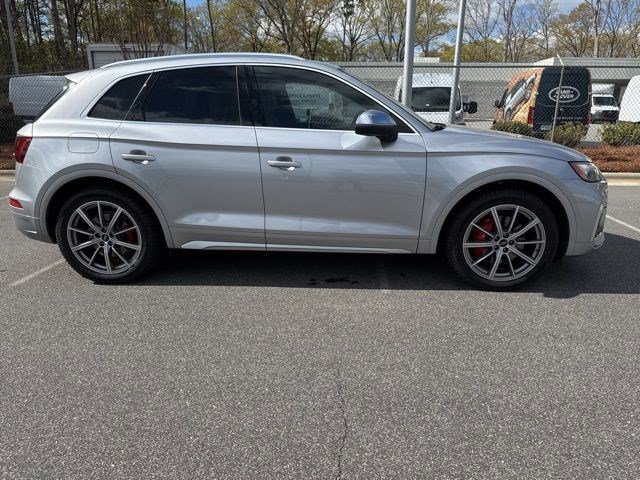 Used 2023 Audi SQ5 Premium Plus w/ Premium Plus Package image 11