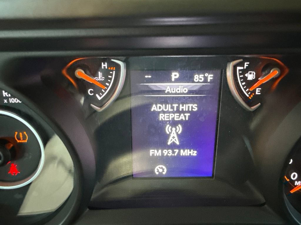 Used 2026 Jeep Wrangler Sport AWD/4WD image 24