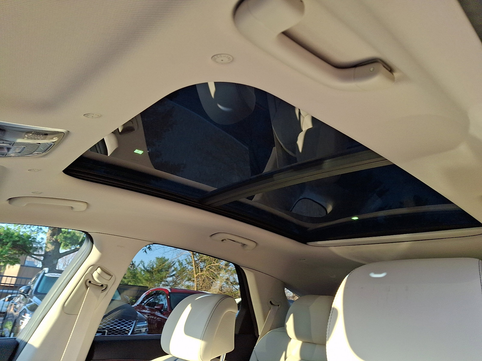 Certified 2026 Genesis GV70 2.5T Advanced AWD/4WD image 15