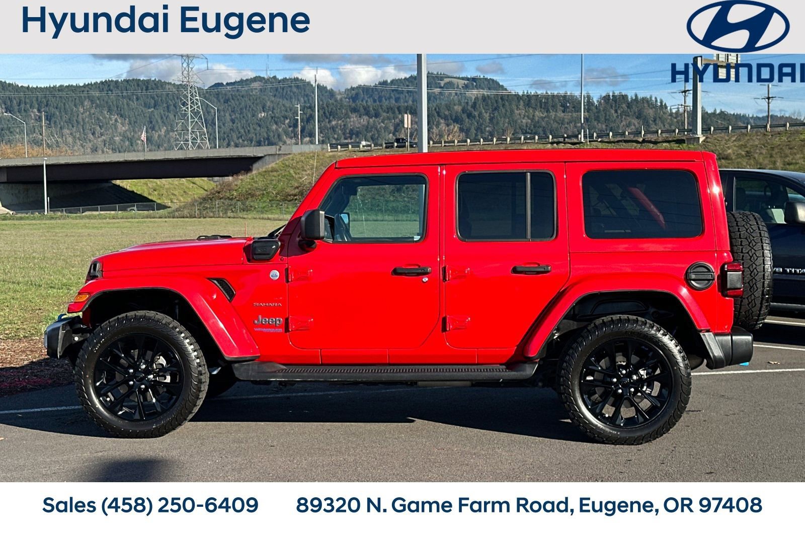 Used 2022 Jeep Wrangler Unlimited Sahara 4xe w/ Cold Weather Group image 7