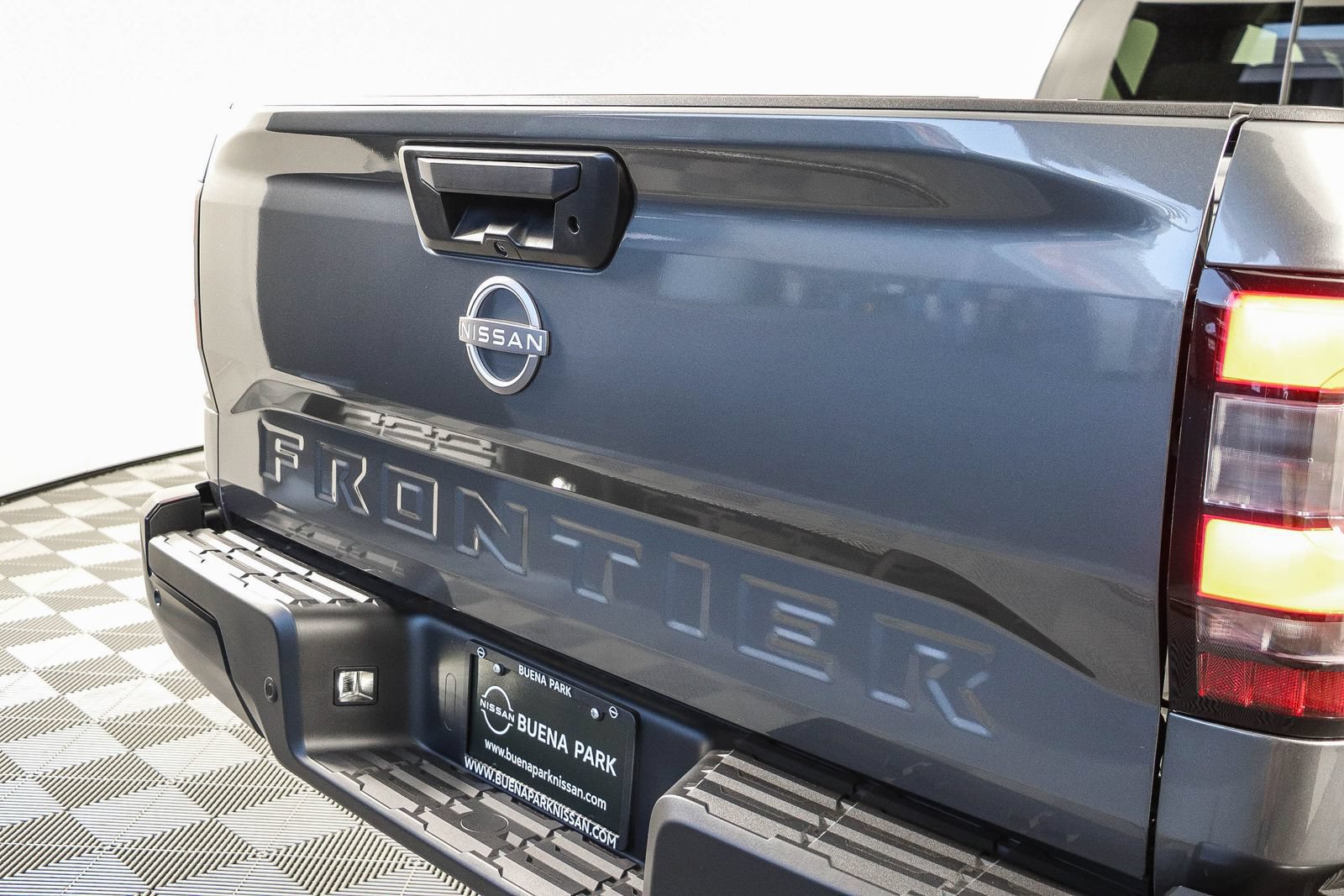 New 2027 Nissan Frontier S RWD image 10