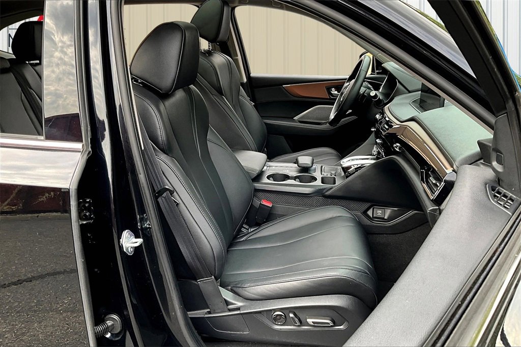 Used 2022 Acura MDX SH-AWD image 30