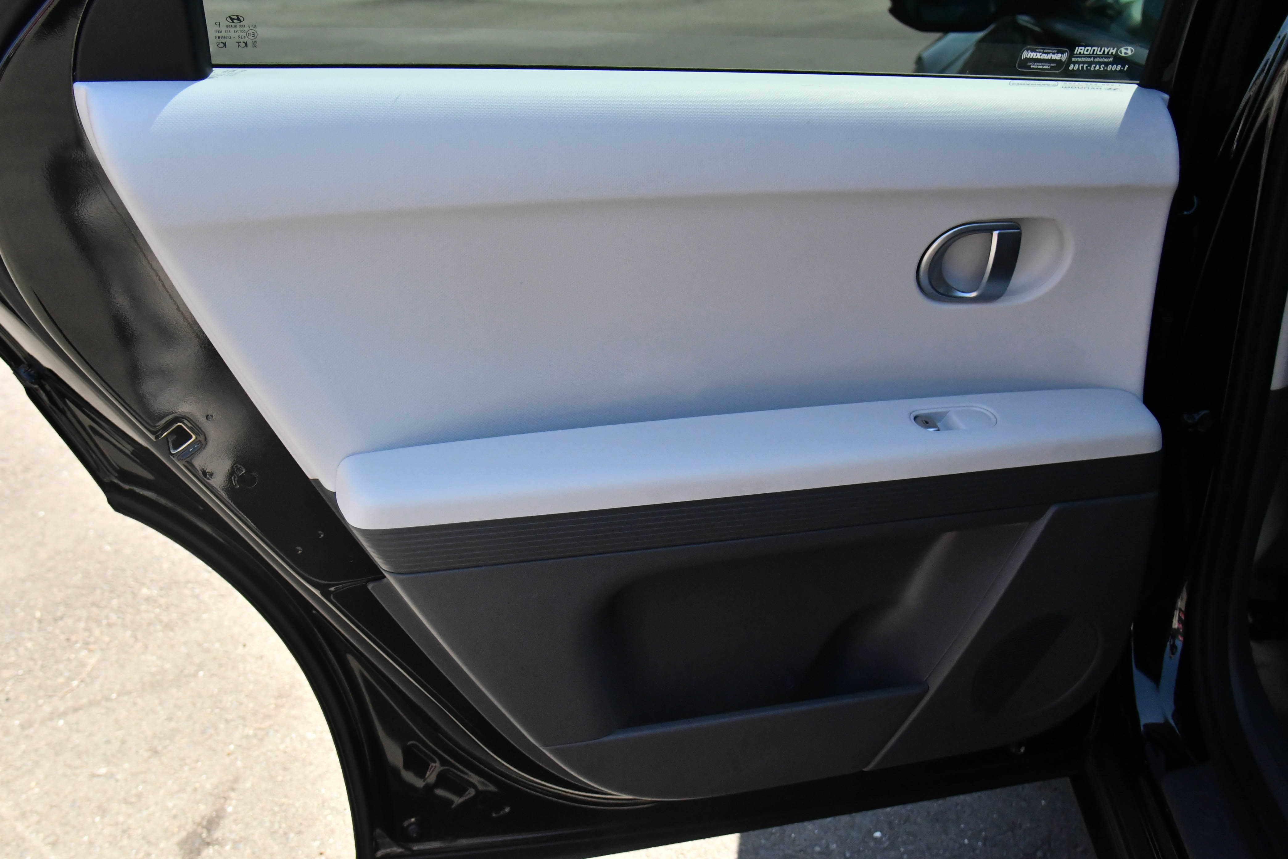 Used 2024 Hyundai Ioniq 5 SEL RWD image 37