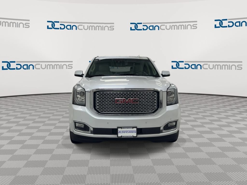 Used 2016 GMC Yukon Denali w/ Open Road Package AWD/4WD image 3