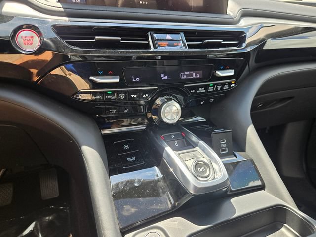 Certified 2026 Acura MDX w/ Technology Package FWD image 18