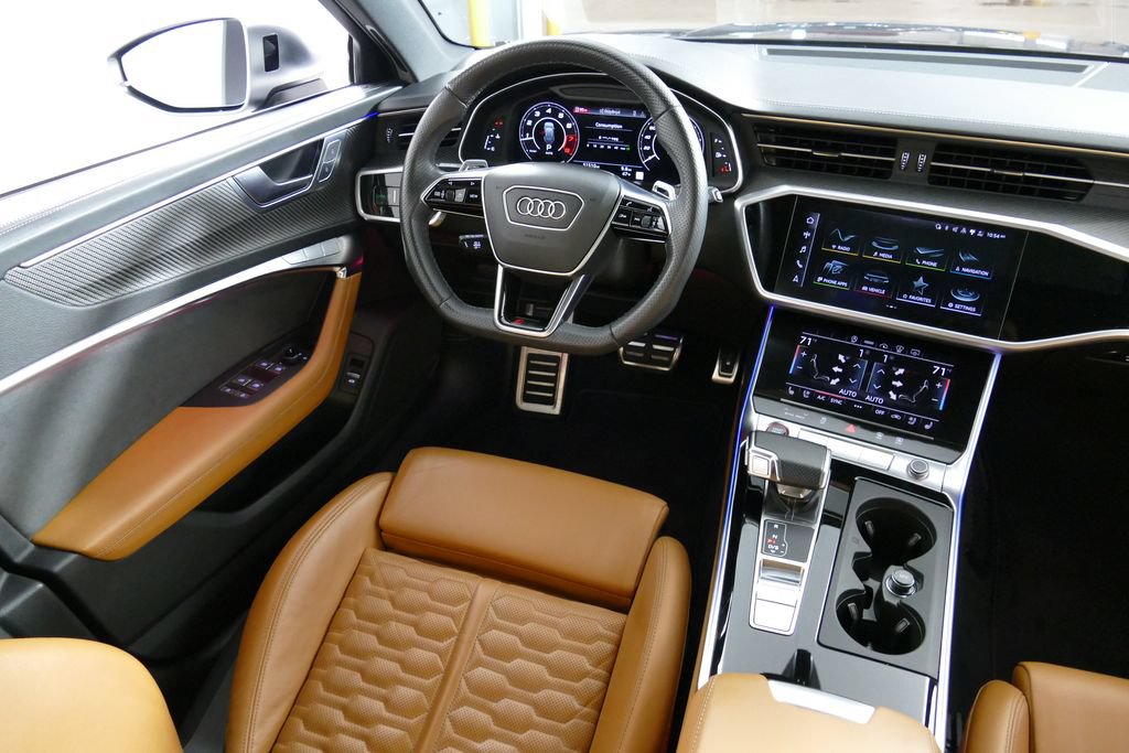 Used 2022 Audi RS 6 AWD/4WD image 16