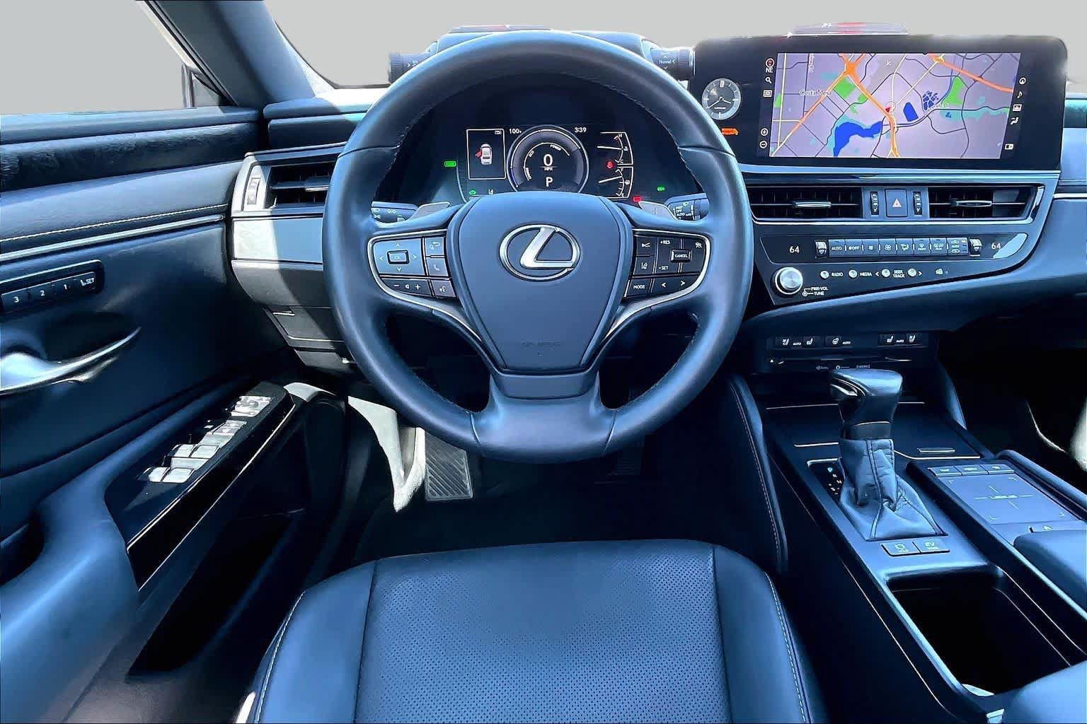 Used 2022 Lexus ES 300h w/ Premium Package FWD image 5