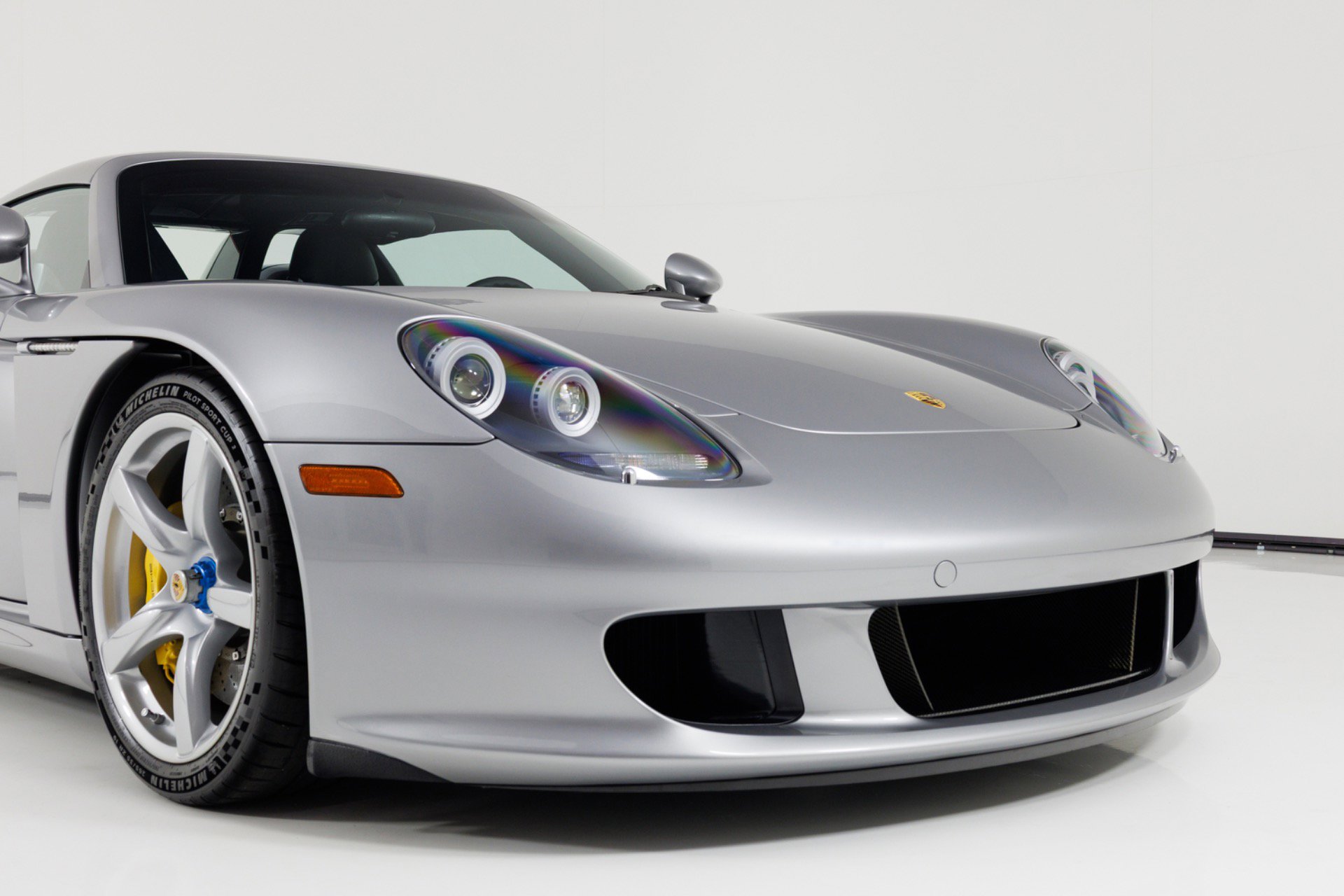 Used 2004 Porsche Carrera GT RWD image 57