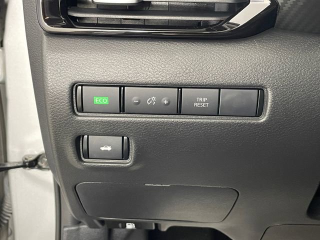 Used 2021 Nissan Sentra SV image 14