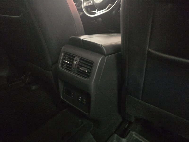 Used 2021 Nissan Rogue SL AWD/4WD image 18
