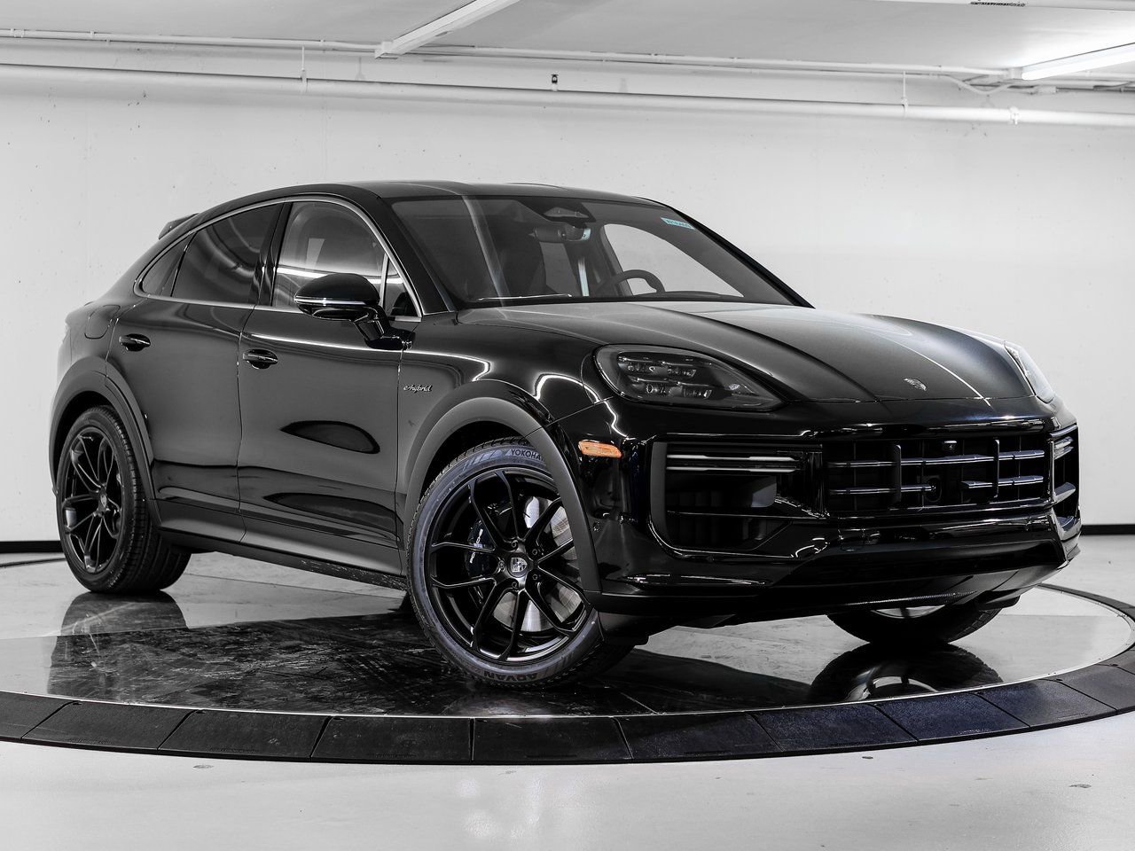 New 2026 Porsche Cayenne Turbo image 8