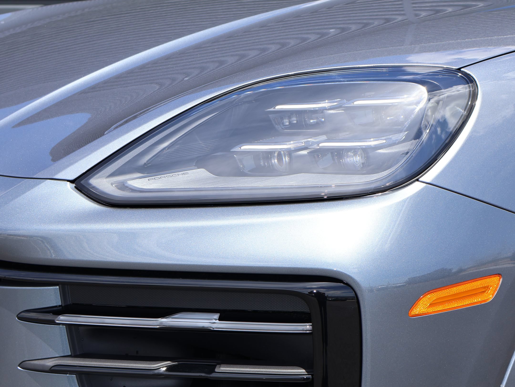 New 2026 Porsche Cayenne Coupe AWD/4WD image 11