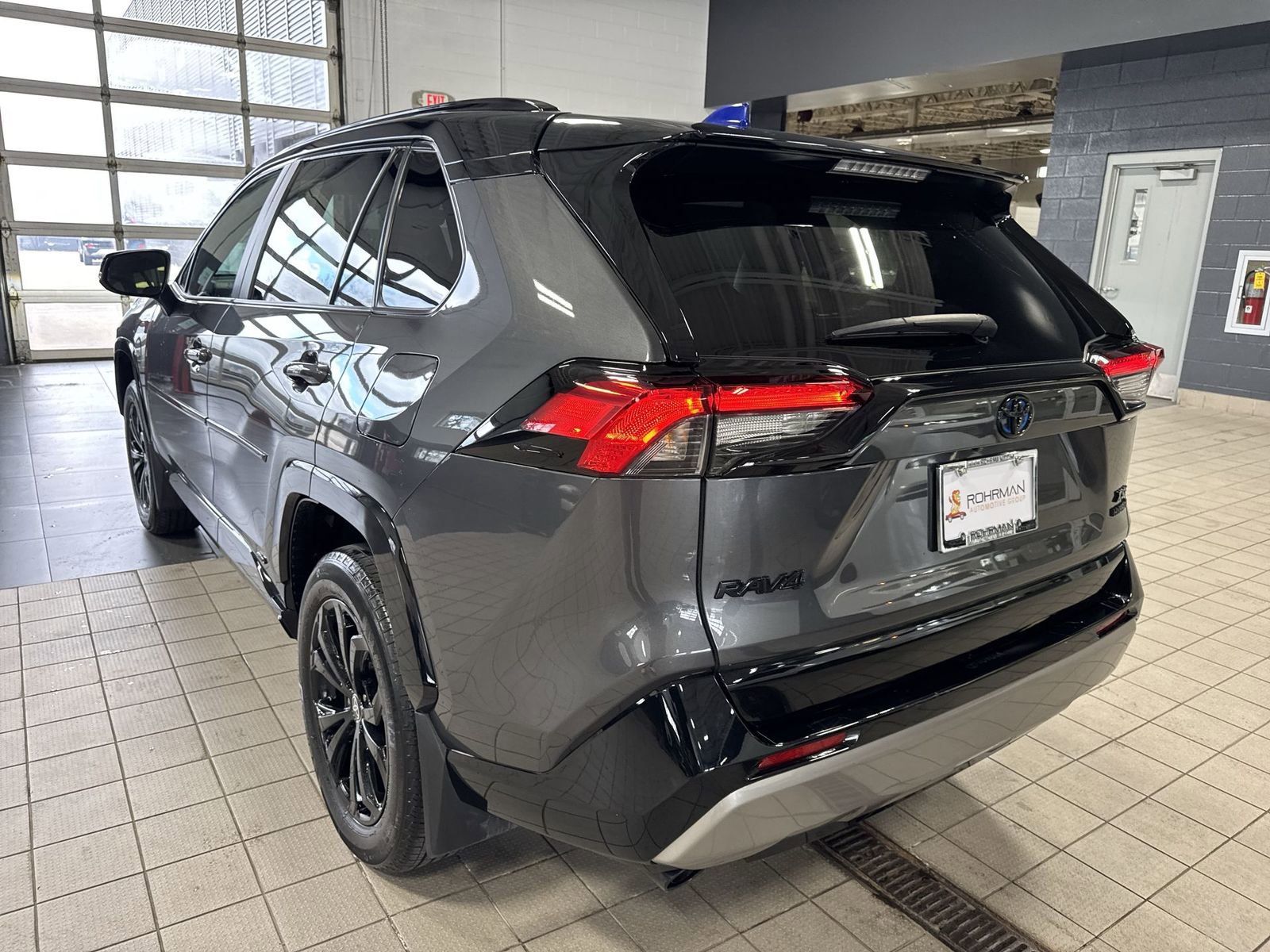 Used 2024 Toyota RAV4 XSE w/ Weather Package image 37