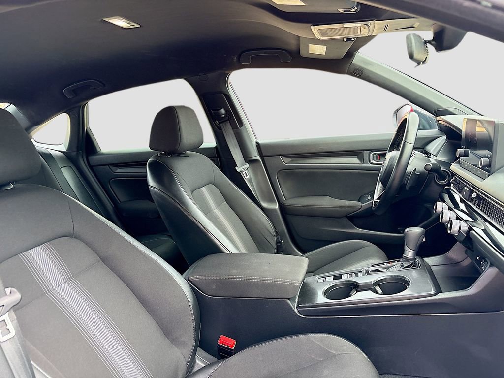 Used 2025 Honda Civic Sport image 25