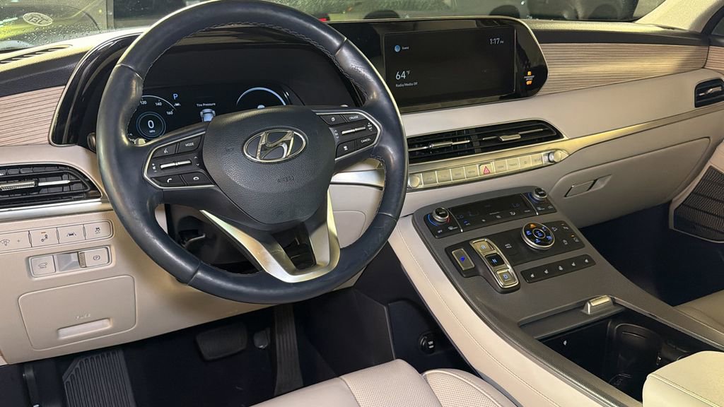 Used 2021 Hyundai Palisade Limited image 18