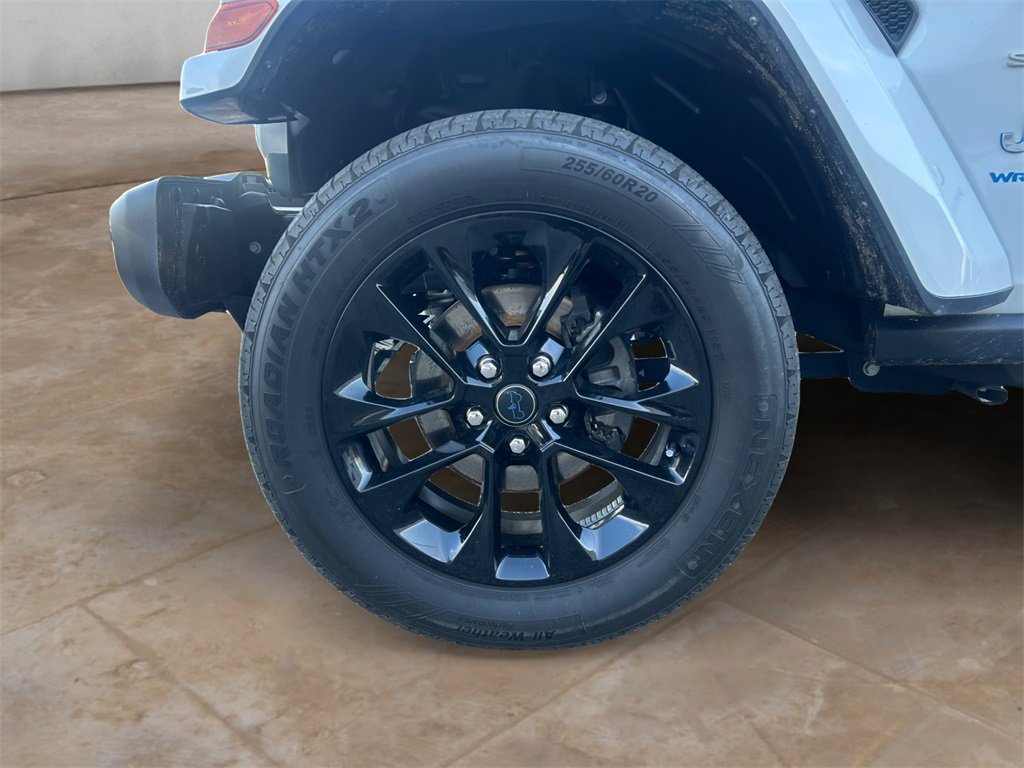 Used 2024 Jeep Wrangler Unlimited Sahara w/ Safety Group image 14