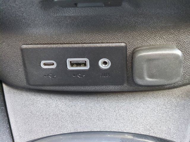 Used 2024 Chevrolet Malibu LT image 21