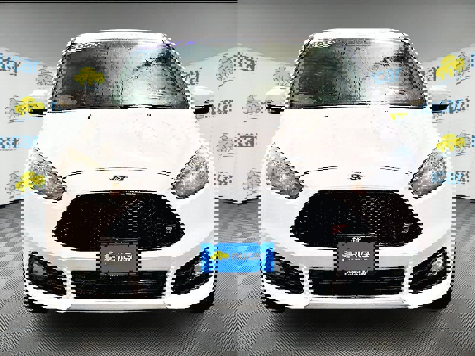 Used 2018 Ford Focus ST image 2