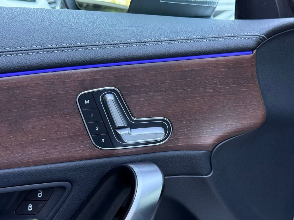 Used 2023 Mercedes-Benz CLA 250 image 19