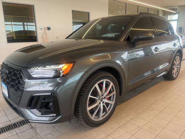 Certified 2025 Audi Q5 e Prestige