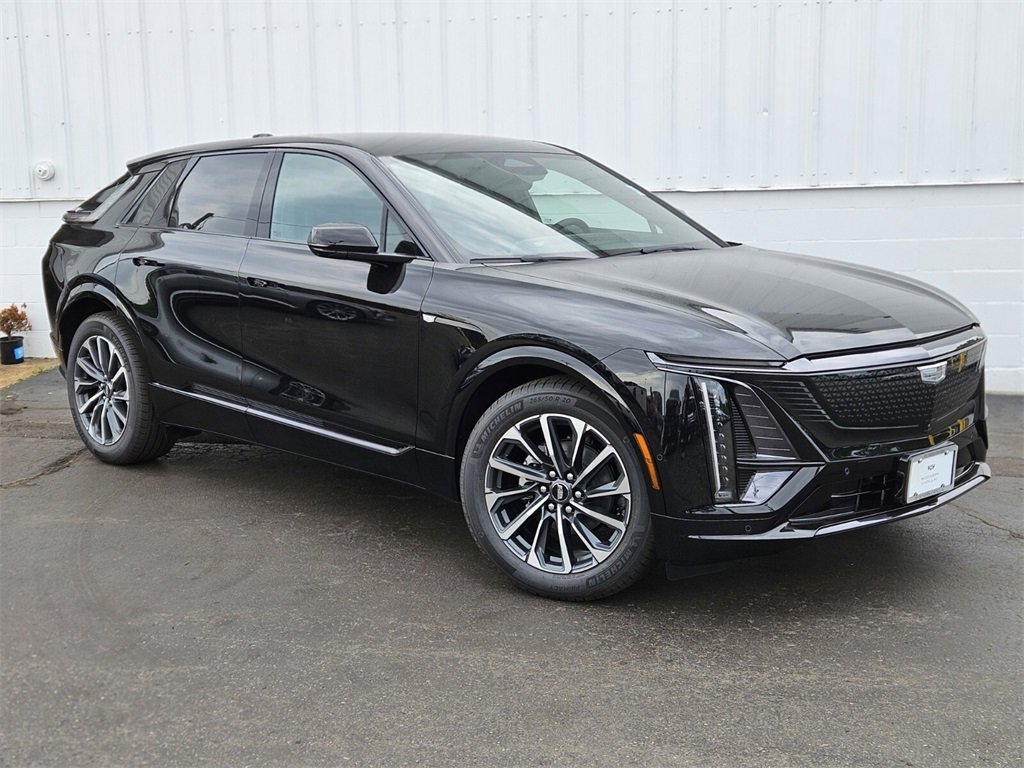 New 2025 Cadillac Lyriq Sport w/ LPO, Floor Liner Package