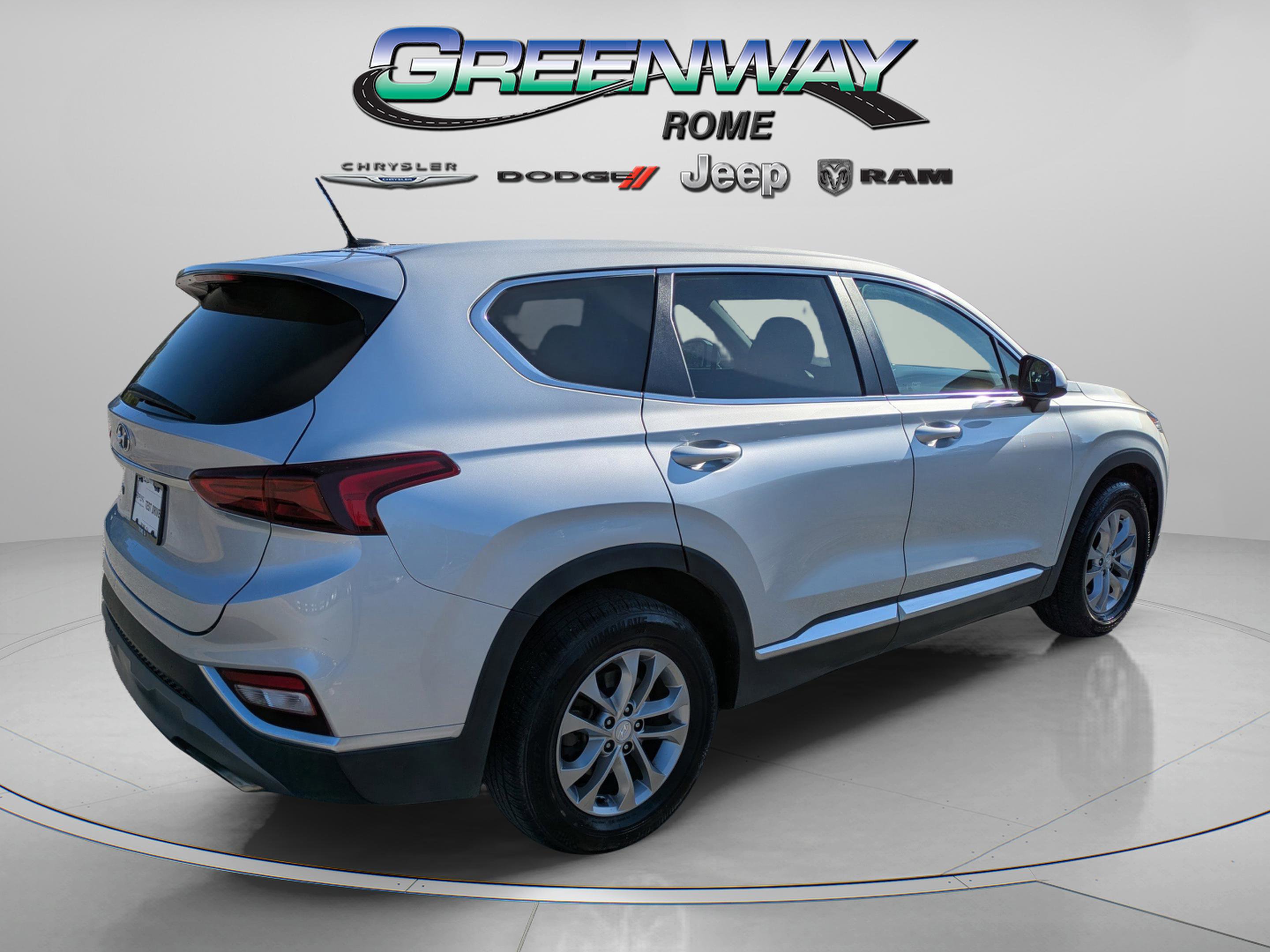Used 2019 Hyundai Santa Fe SE image 7