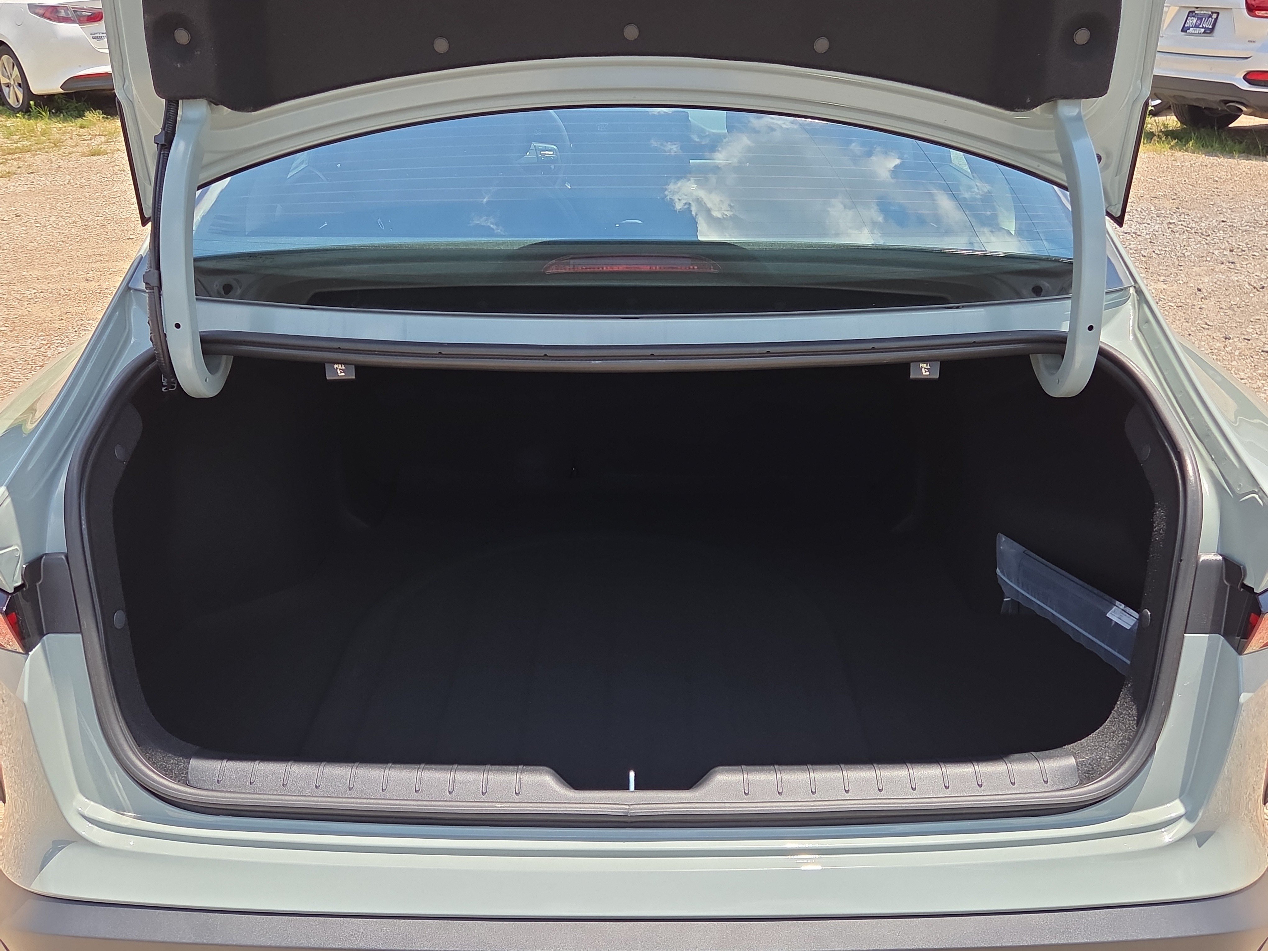 New 2026 Kia K4 FWD image 4