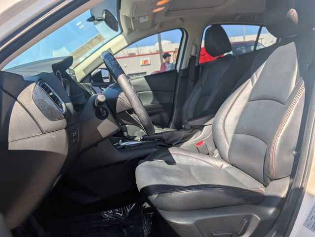 Used 2015 MAZDA MAZDA3 i Grand Touring image 7